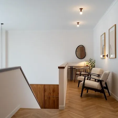 Skyline Penthouse - New Building - Parking Apartment *
