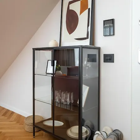 Skyline Penthouse - New Building - Parking Apartment
