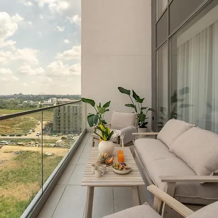 Skyline Penthouse - New Building - Parking Bucharest