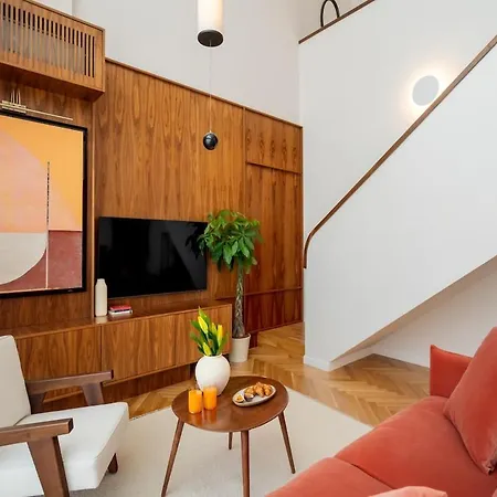 Skyline Penthouse - New Building - Parking Apartment Bucharest
