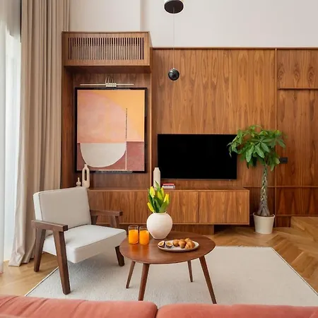 Skyline Penthouse - New Building - Parking Apartment