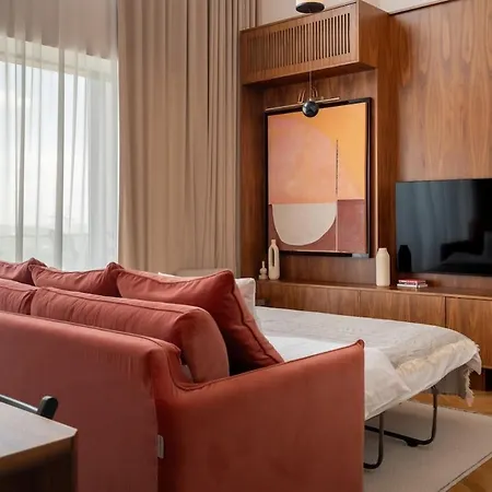 Skyline Penthouse - New Building - Parking Apartment Bucharest