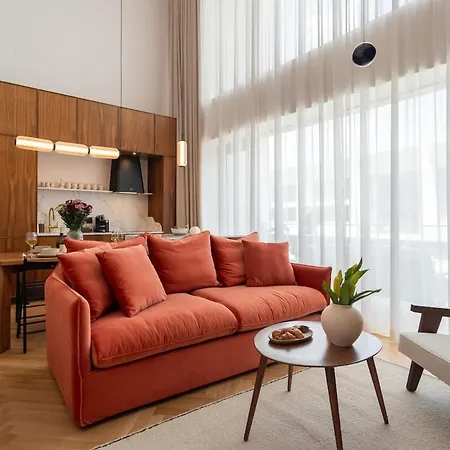 Skyline Penthouse - New Building - Parking Apartment *