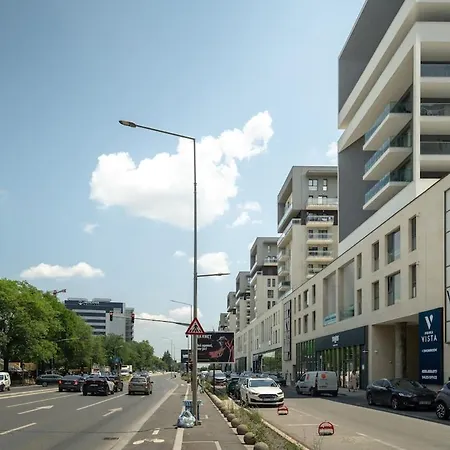 Skyline Penthouse - New Building - Parking Bucharest