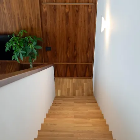 Skyline Penthouse - New Building - Parking Apartment *